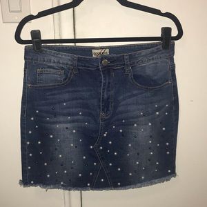 Pearl Jean Mini Skirt
